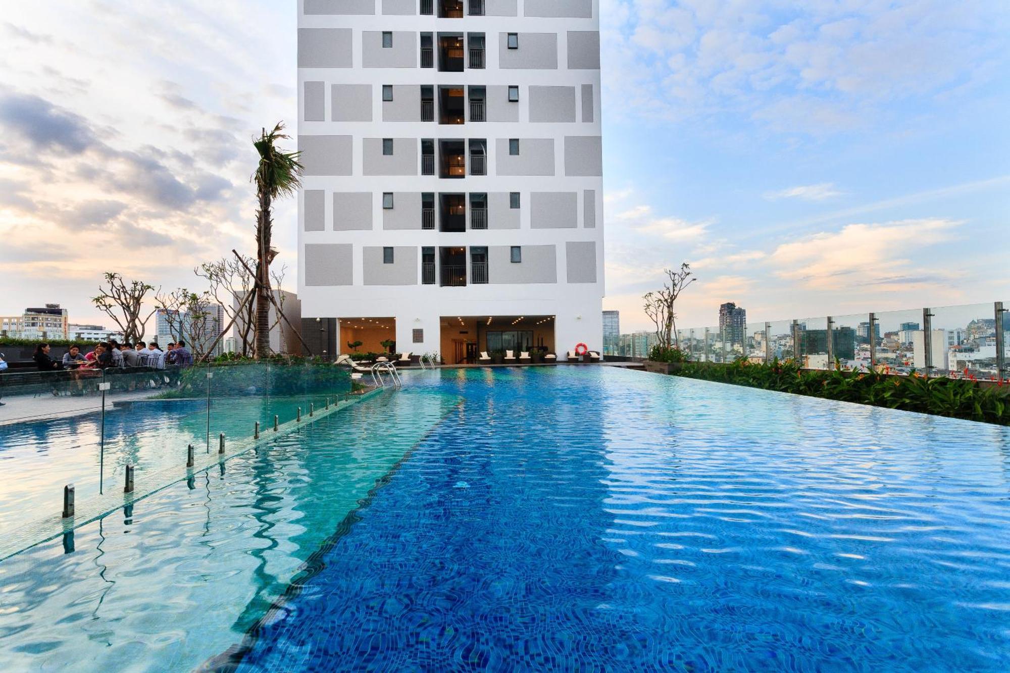 Rem Rivergate Garden Pool Signature - Free 4G Sim For 3 Nights Booking 호치민 외부 사진